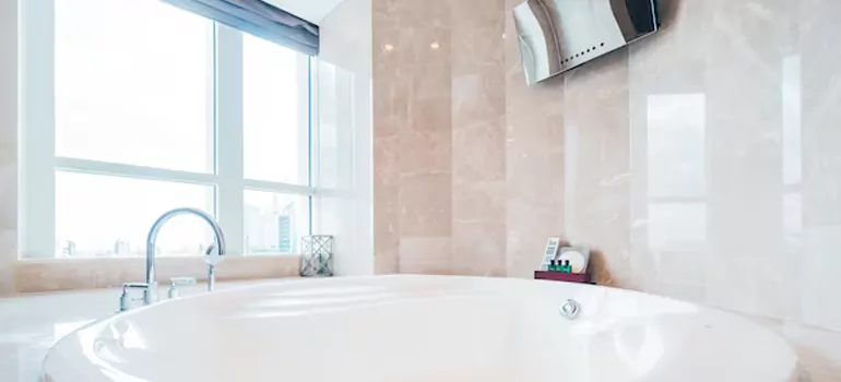 Bathroom Window Coverings in Haines City, FL