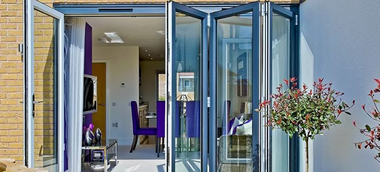 Commercial Door Glass Repair in Haines City, FL